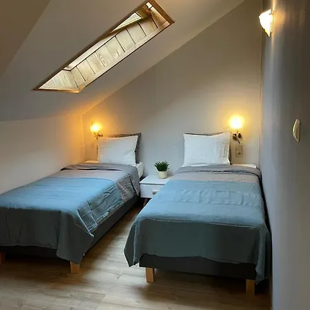 Skalny Dworek ホテル