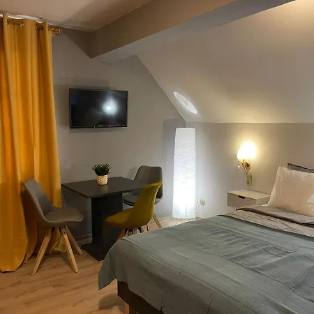 Hotel Skalny Dworek
