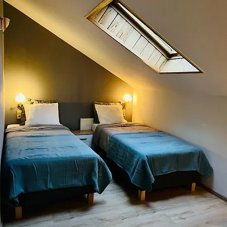 Skalny Dworek Hotel