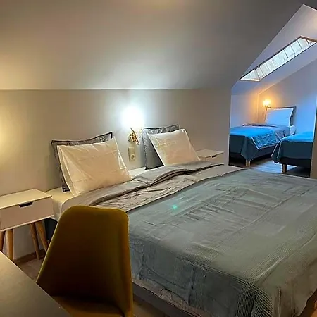 Skalny Dworek Otel *