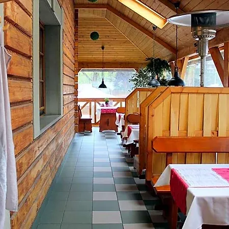 Skalny Dworek Szálloda
