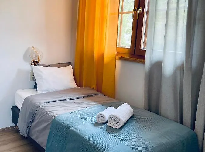 Skalny Dworek * Brenna